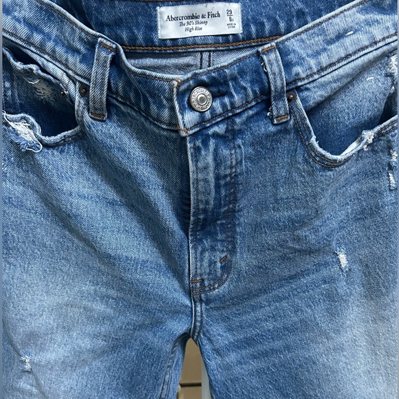 90’s High Rise Jeans - Abercrombie & Fitch - Picture 2 of 5